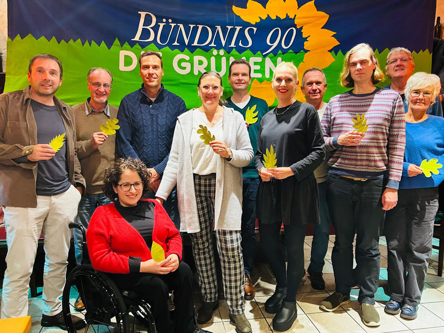 Zu sehen sind von links nach rechts: Jan-Willem Färber, Ludwig Reiners, Eva Lerchenmüller, Bastian Schuhwerk, Heike Eggensberger, Clemens Strunk, Anna Verena Jahn, Manfred Stocker, Johannes Gnendinger, Wolfgang Bader, Stephanie Kircher